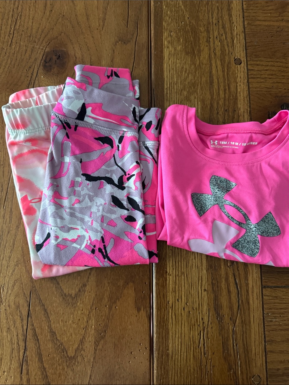 Under Armour Bright Pink Long-Sleeve Top with Pink Camo & Swirl Leggings - Picture 5 of 5